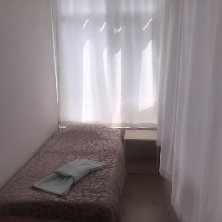 Kleopatra Ilgarada * ألانيا